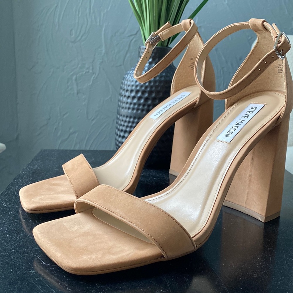 Steve Madden Tiaa heels size 8